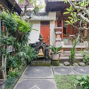 https://aurora-house.ubudhotelsnow.com