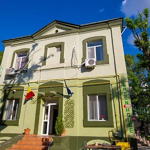 Pensiune House, Bucureşti